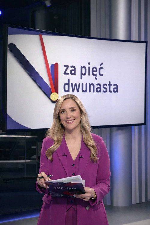 Foto de Oglądaj Za pięć dwunasta EP.1 (Odcinek 1) z napisami pl online