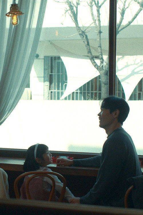 Foto de 영화 극장에 두고 온 것들 [2026] 한국어 자막으로 보기